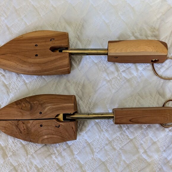 Designer Bostonian Aromatic Cedar Split-Toe Shoe Trees Size Large L - Picture 5 of 8
